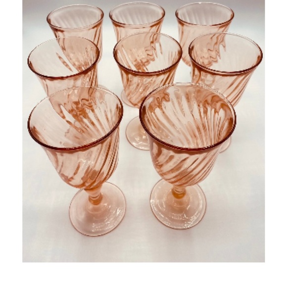 #H—- Vintage Arcoroc France Pink Swirl
Optic Wine Glasses (8)
Rosaline Pink 6.5"